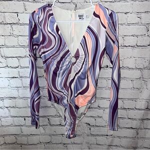 Princess Polly Kaylee Groovy Deep V Long Sleeve Bodysuit Keyhole Detail Size 4